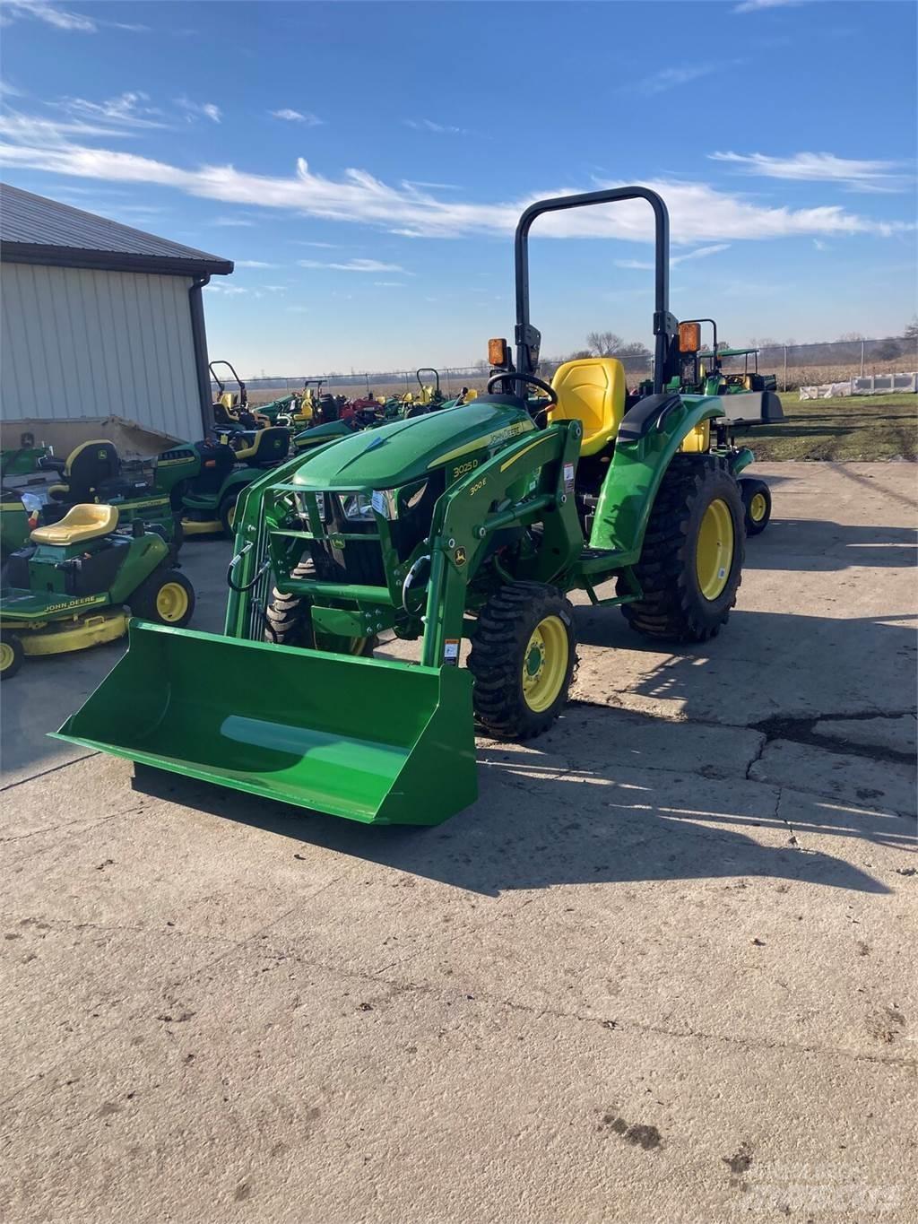 John Deere 3025D Kompakt traktorok