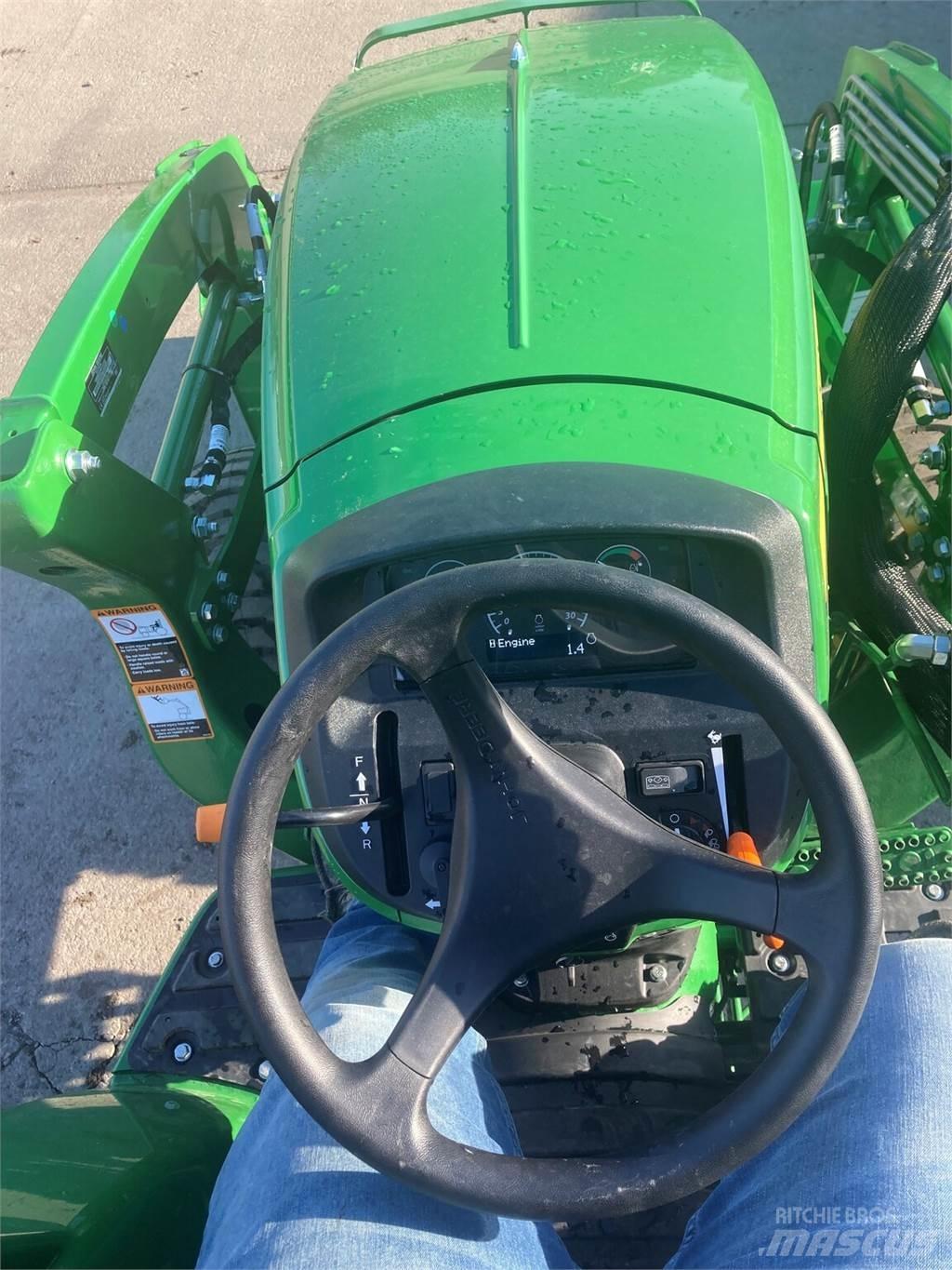 John Deere 3025D Kompakt traktorok
