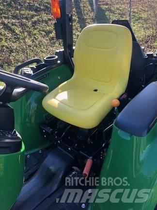 John Deere 3025E Kompakt traktorok