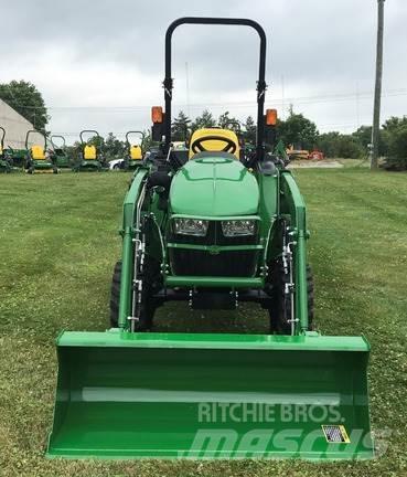 John Deere 3025E Kompakt traktorok