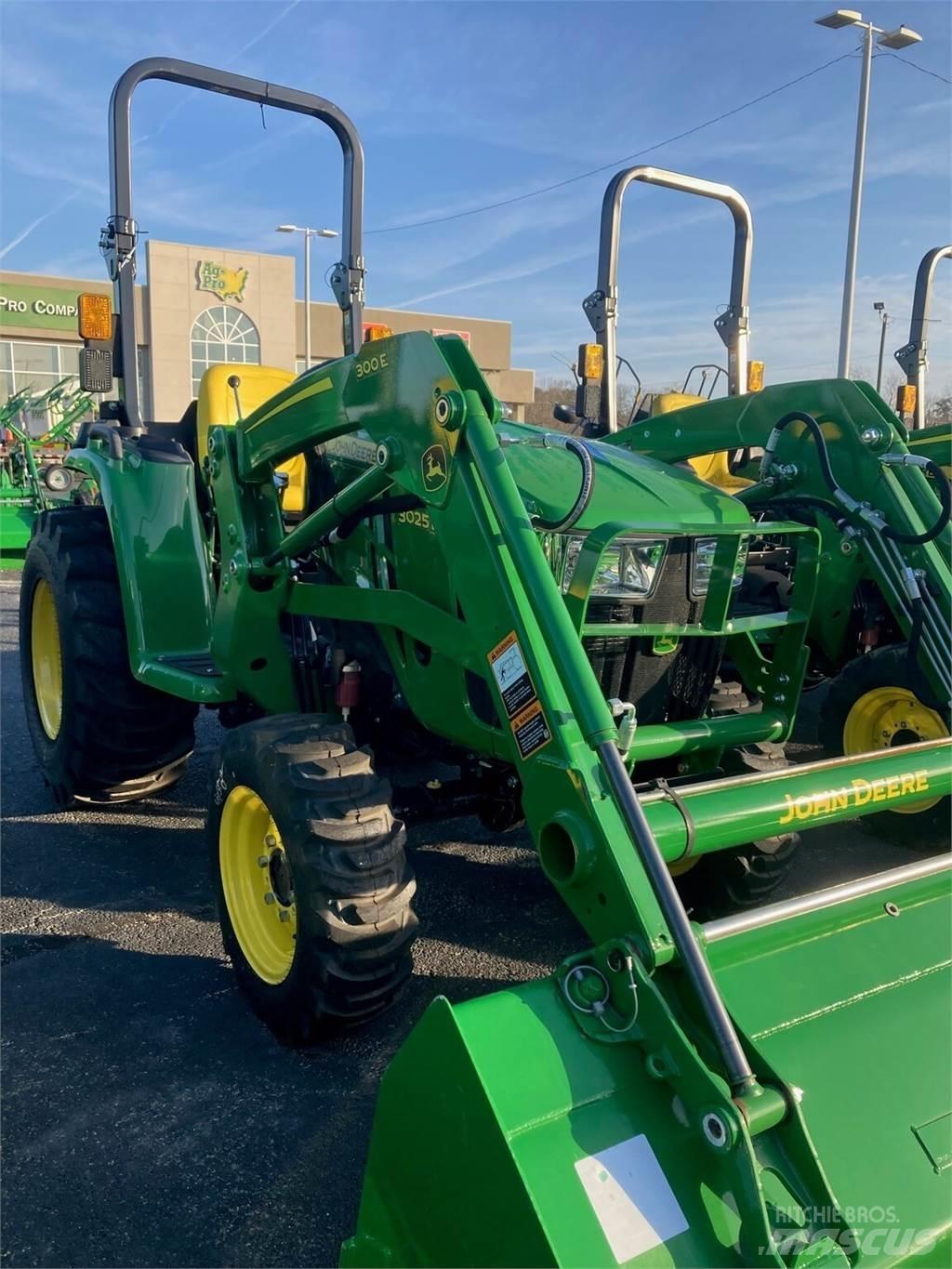John Deere 3025E Kompakt traktorok