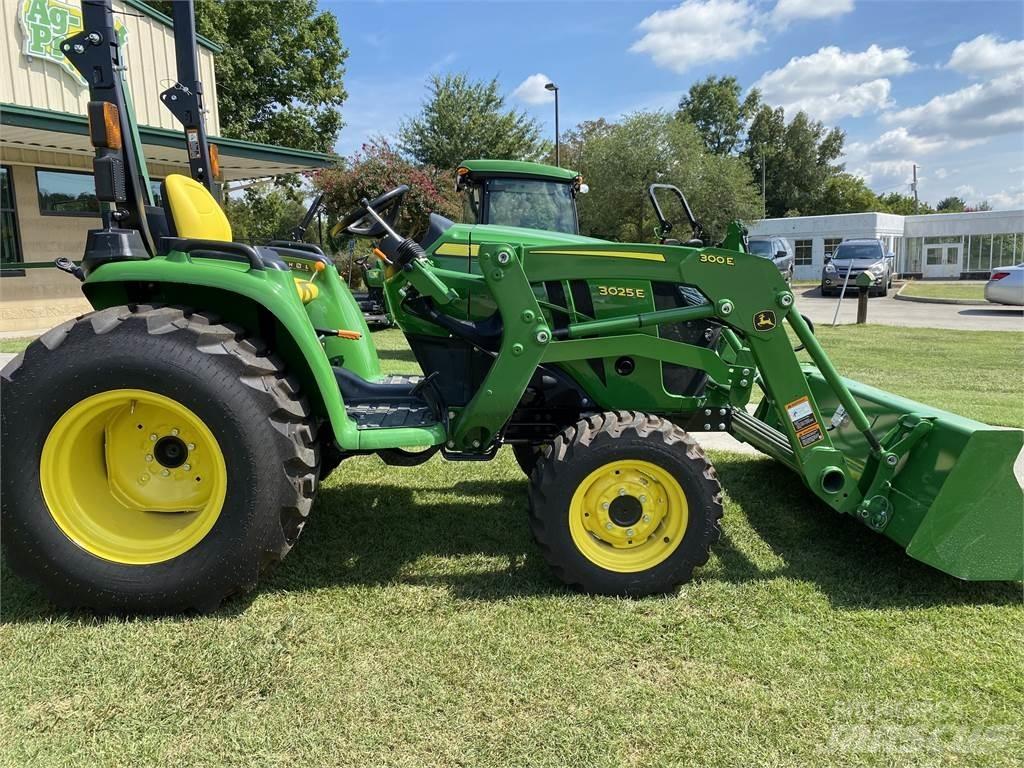 John Deere 3025E Kompakt traktorok