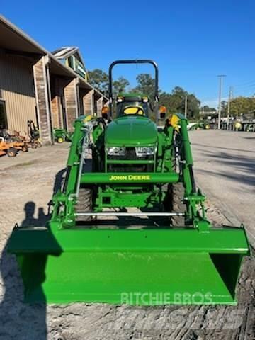 John Deere 3033R Kompakt traktorok