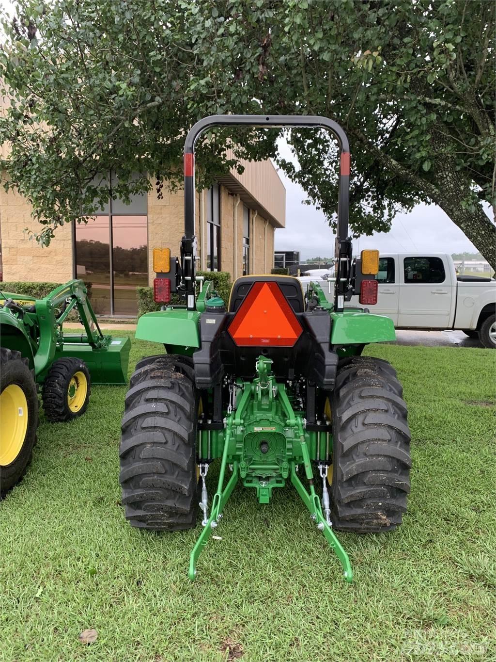 John Deere 3035D Kompakt traktorok