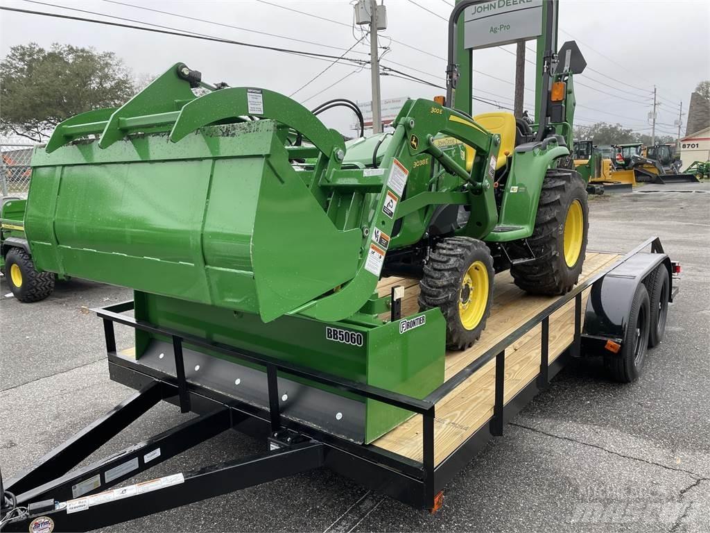 John Deere 3038E Kompakt traktorok