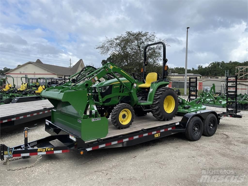John Deere 3038E Kompakt traktorok