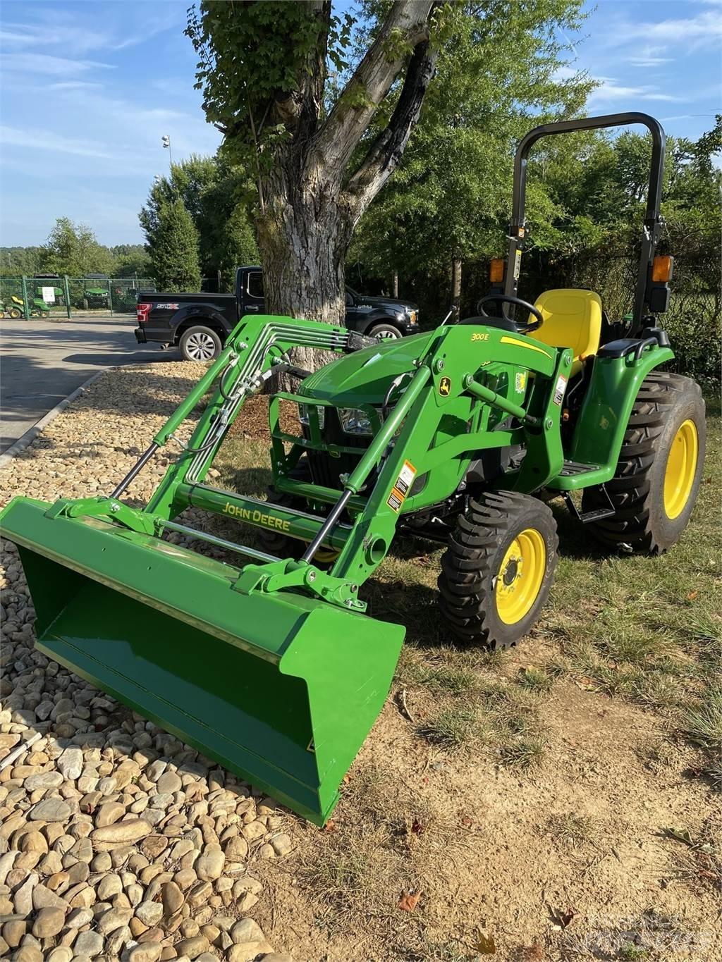 John Deere 3038E Kompakt traktorok