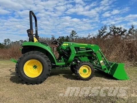 John Deere 3043D Traktorok