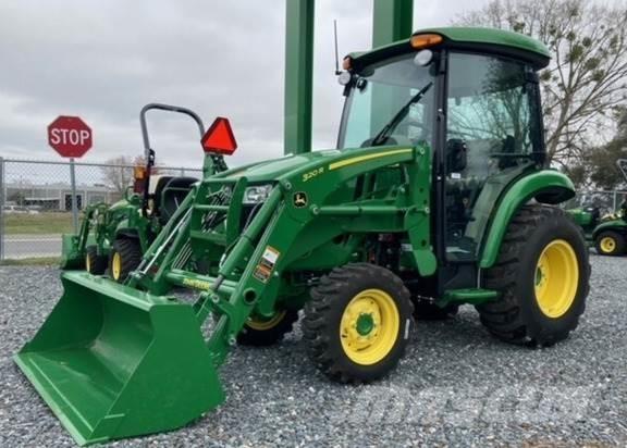 John Deere 3046R Traktorok