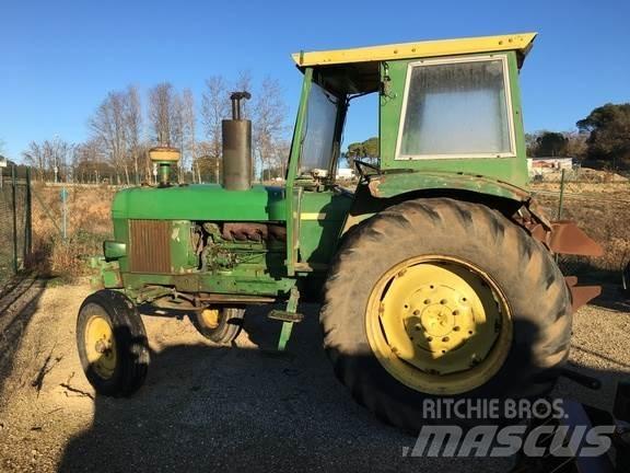 John Deere 3135 Traktorok