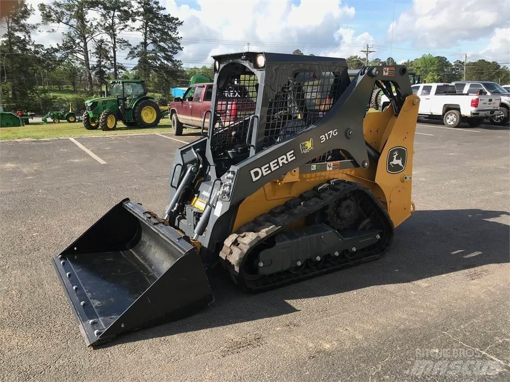 John Deere 317G Mini homlokrakodók