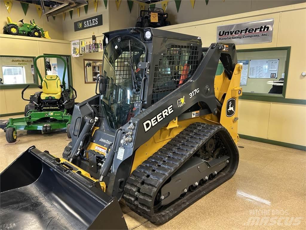 John Deere 317G Mini homlokrakodók