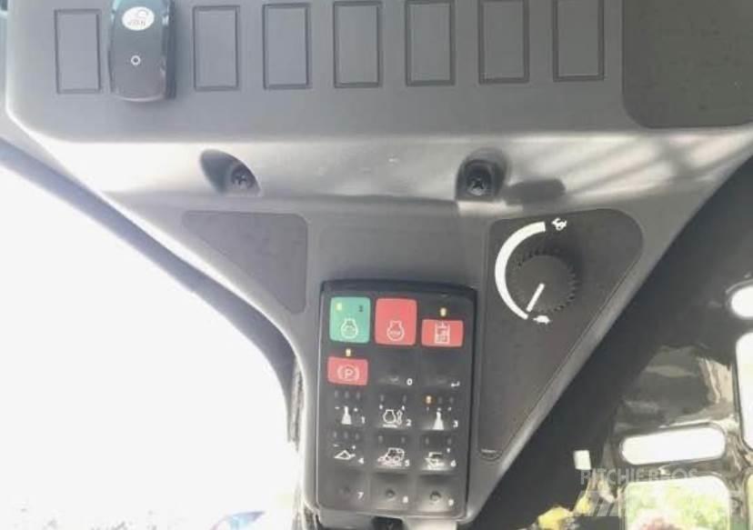 John Deere 317G Mini homlokrakodók