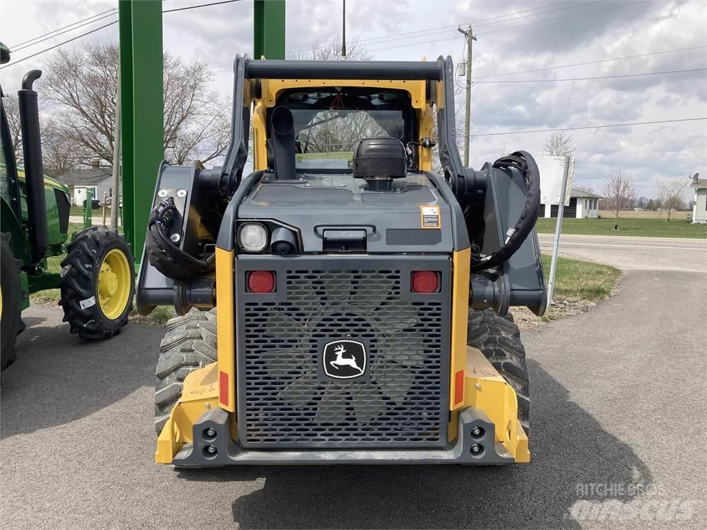 John Deere 324G Kompaktrakodók