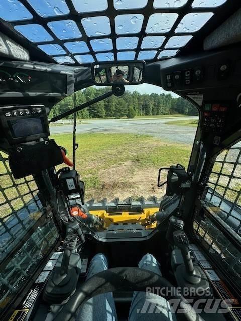 John Deere 325G Mini homlokrakodók