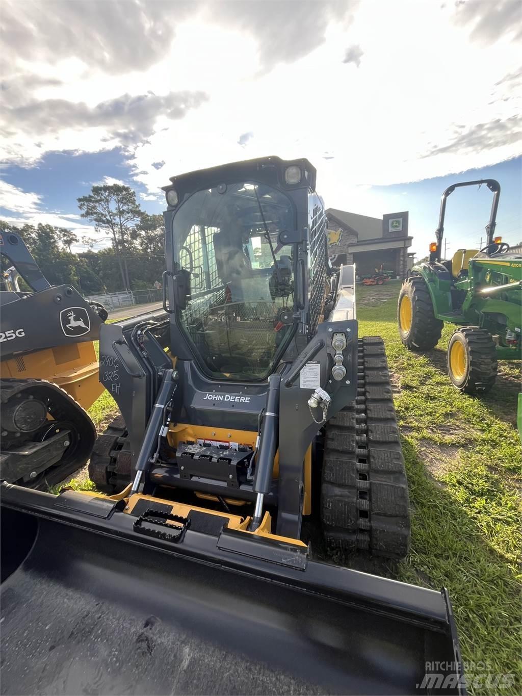 John Deere 325G Mini homlokrakodók