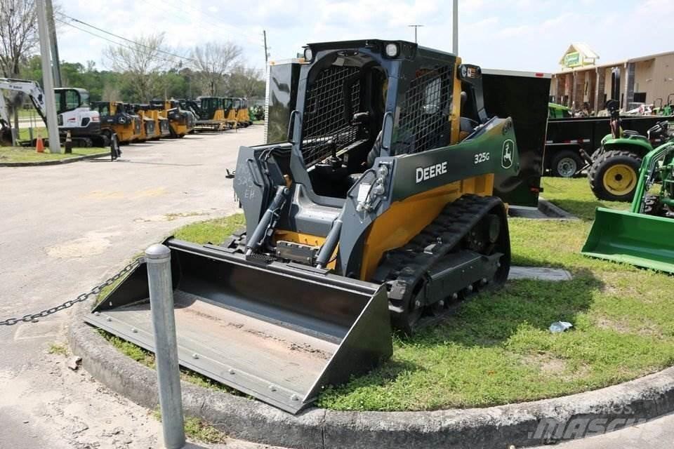 John Deere 325G Mini homlokrakodók