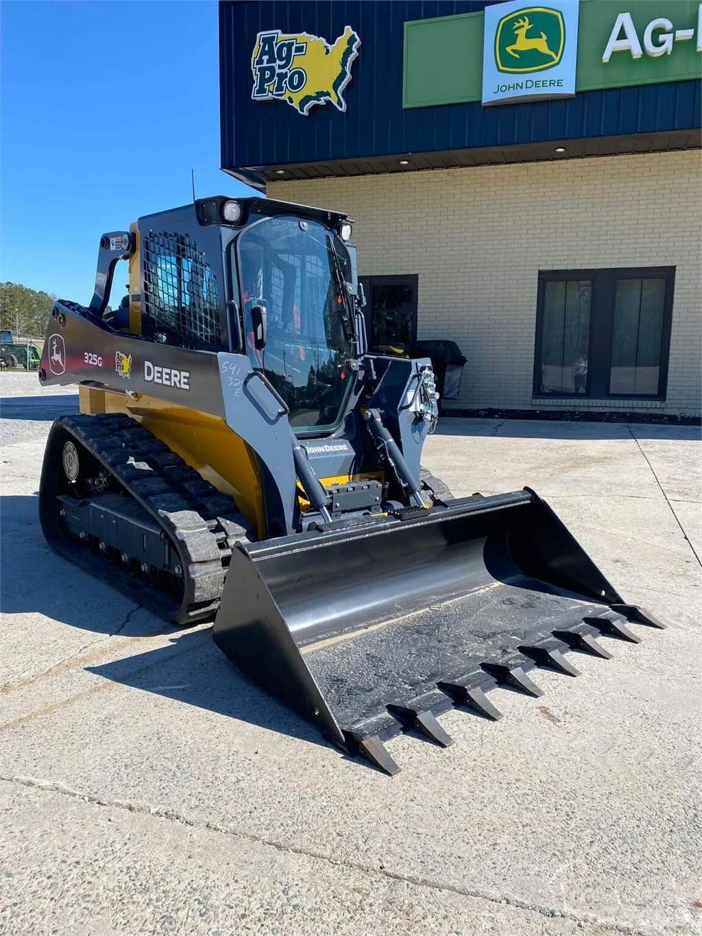 John Deere 325G Mini homlokrakodók