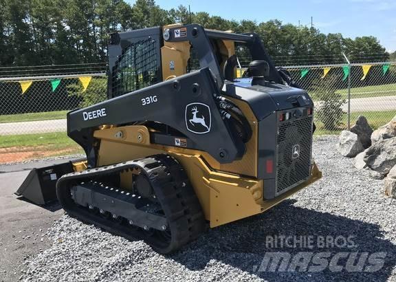 John Deere 331G Mini homlokrakodók