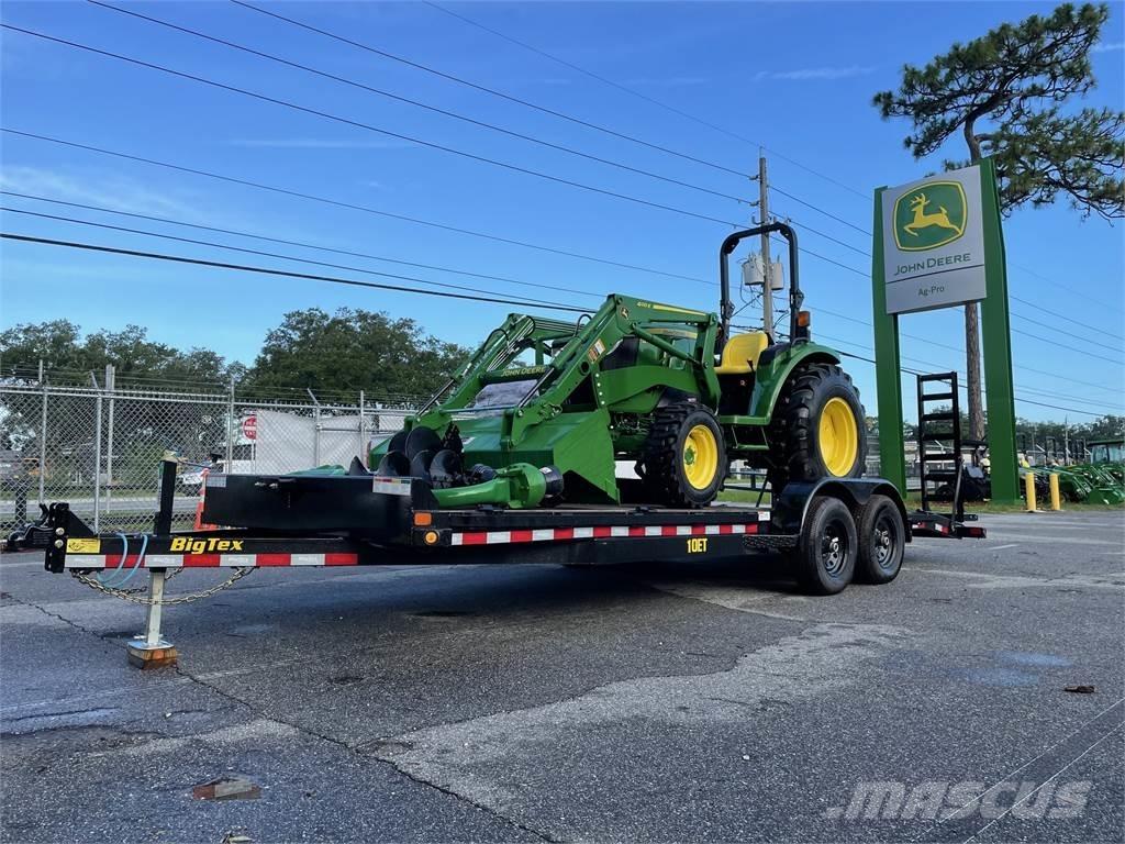 John Deere 4044M Traktorok