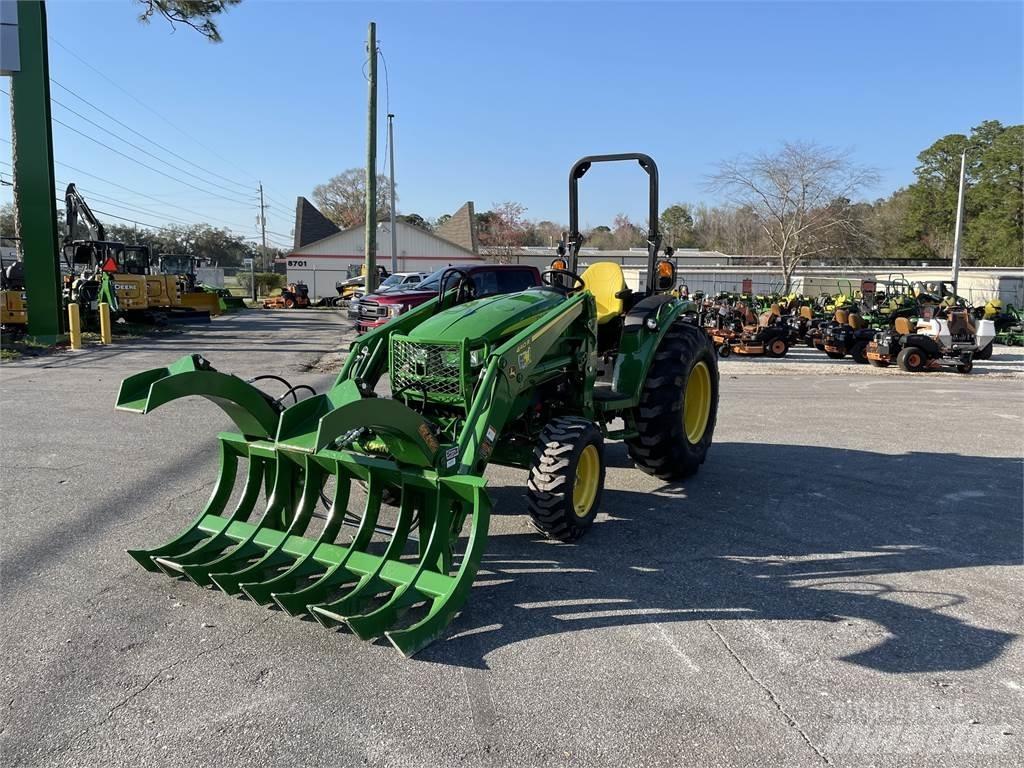 John Deere 4044R Traktorok