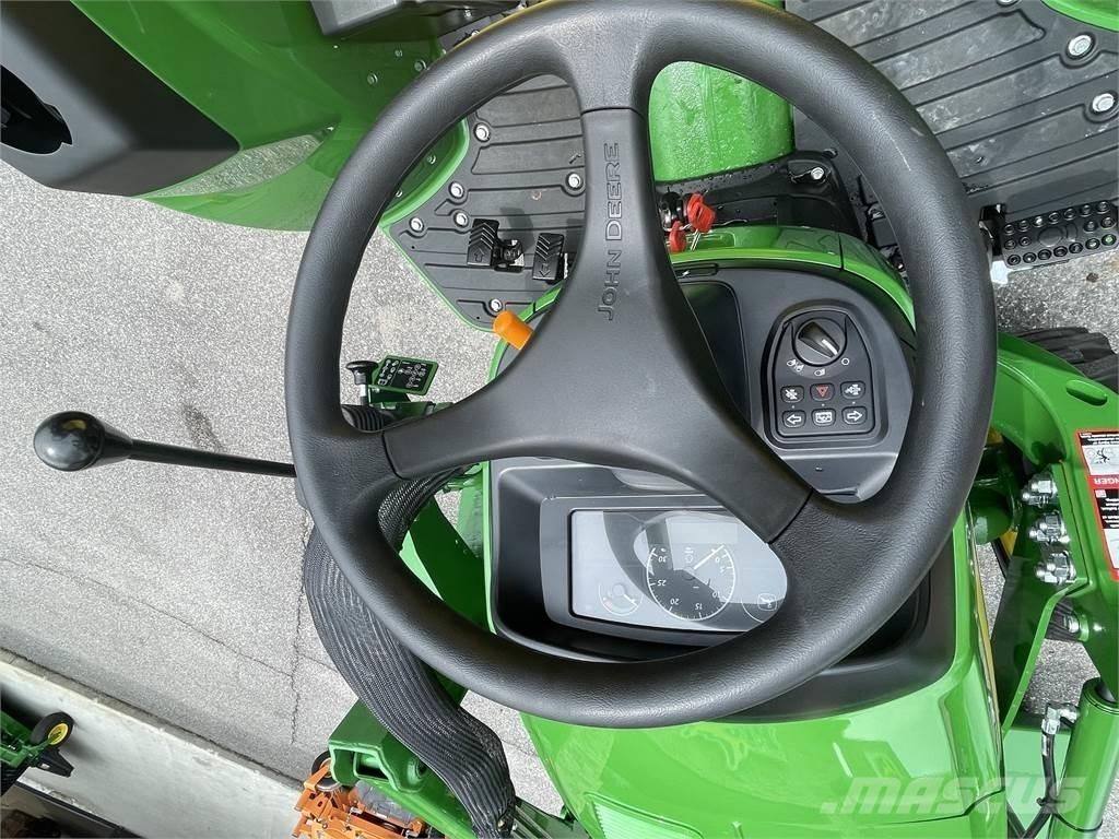 John Deere 4052M Traktorok