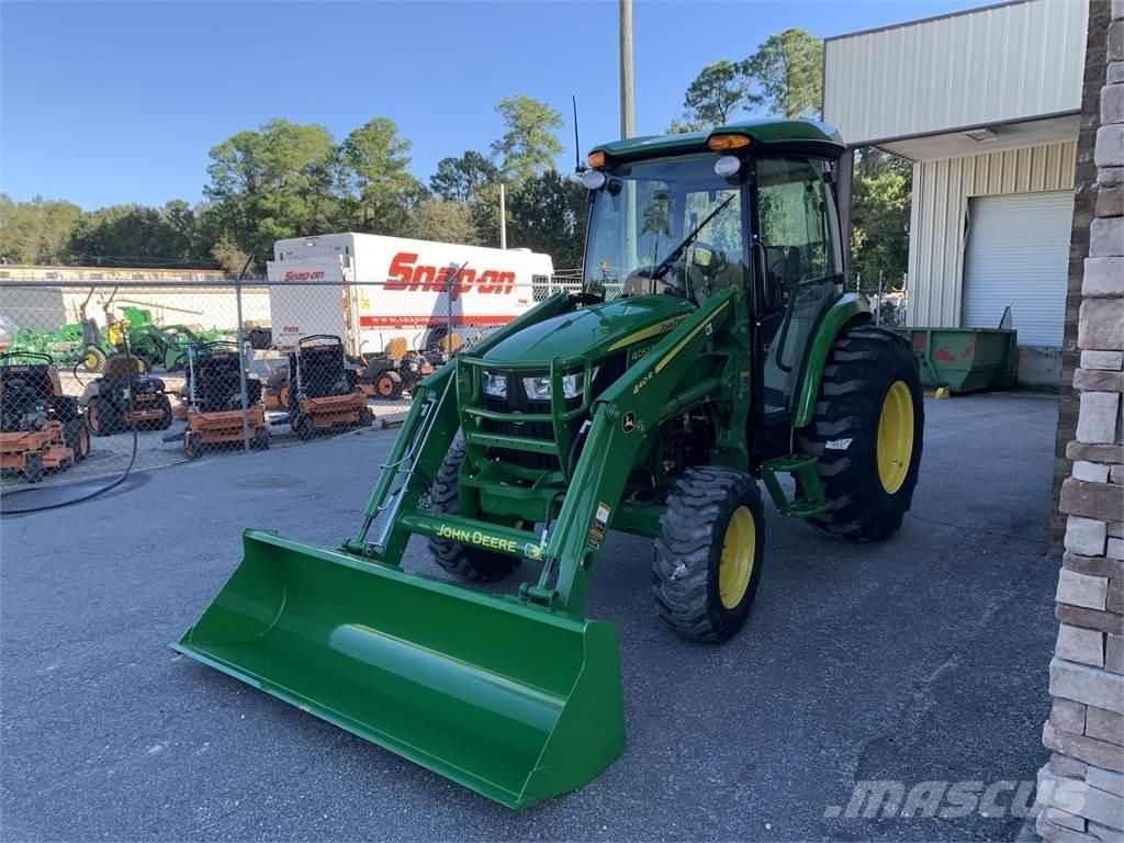 John Deere 4052R Traktorok