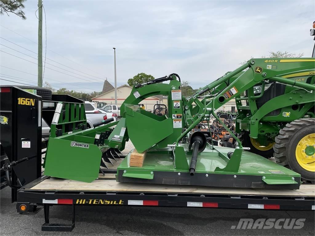 John Deere 4066R Traktorok