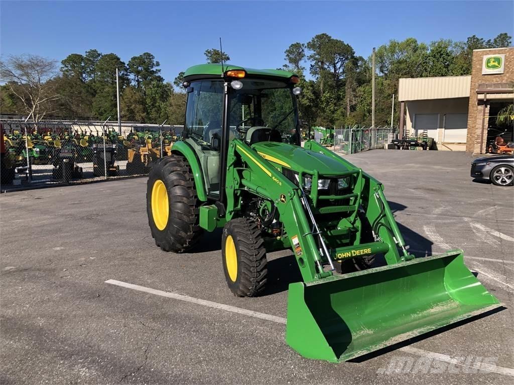 John Deere 4066R Traktorok