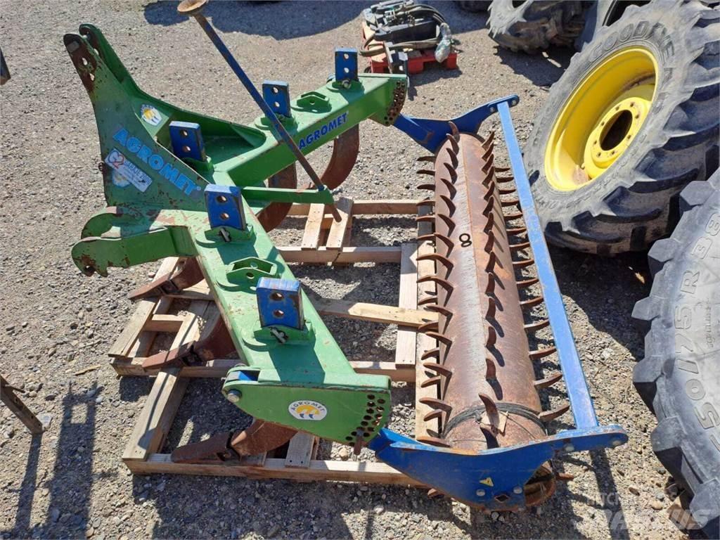 John Deere 443 Egyéb szálastakarmányozási gépek