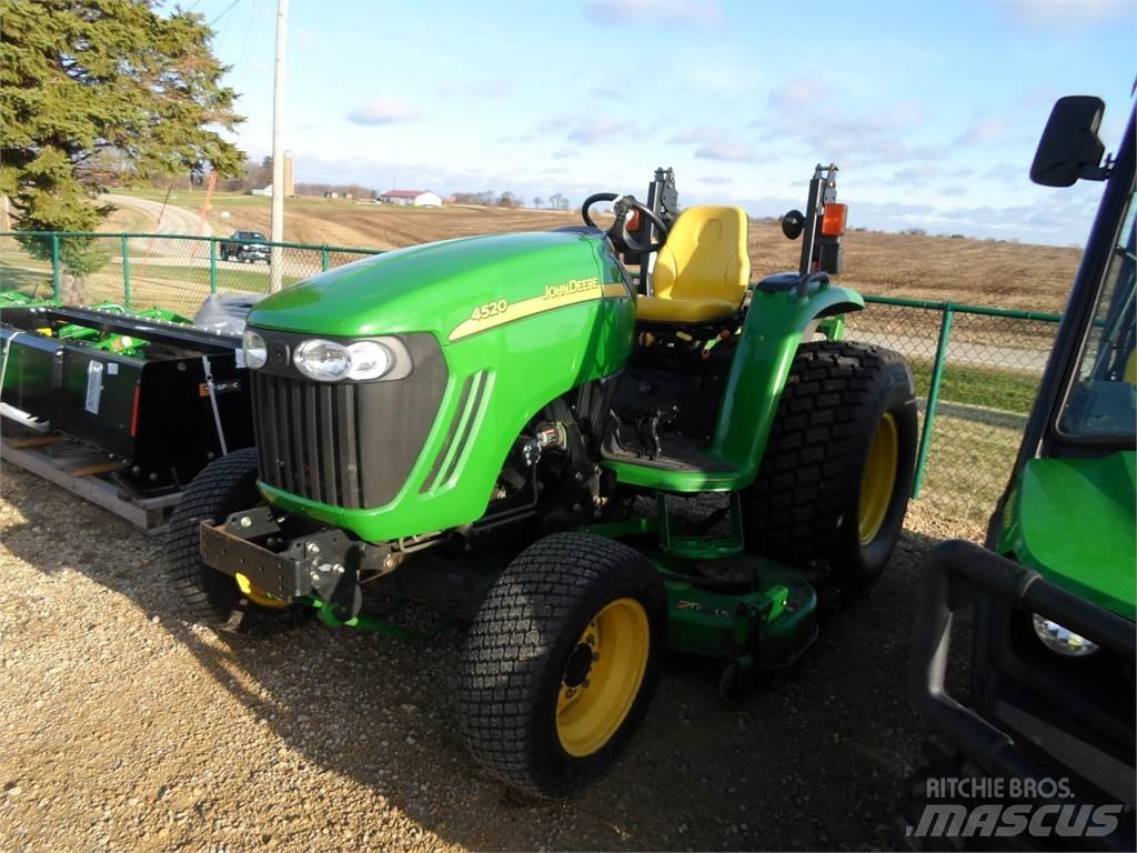 John Deere 4520 Traktorok