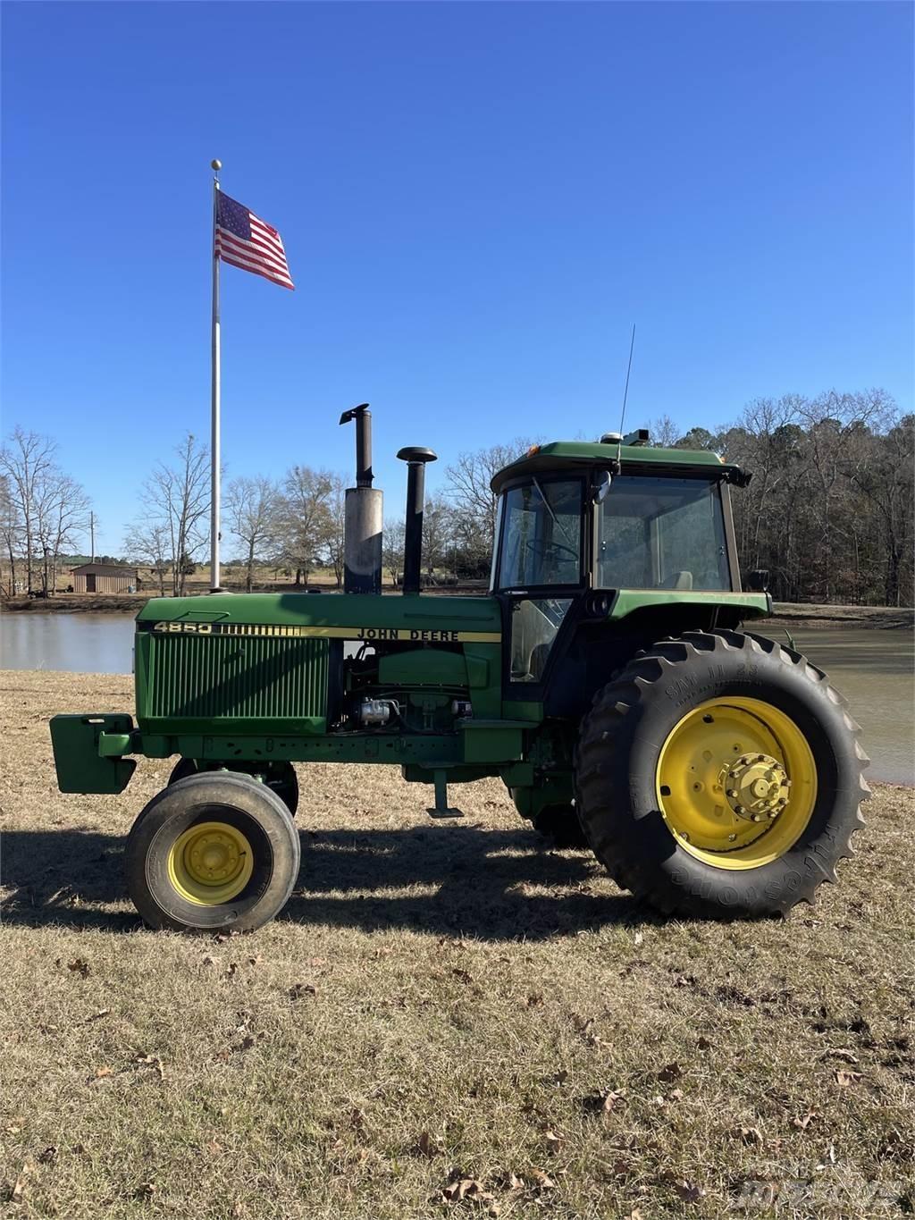 John Deere 4850 Traktorok