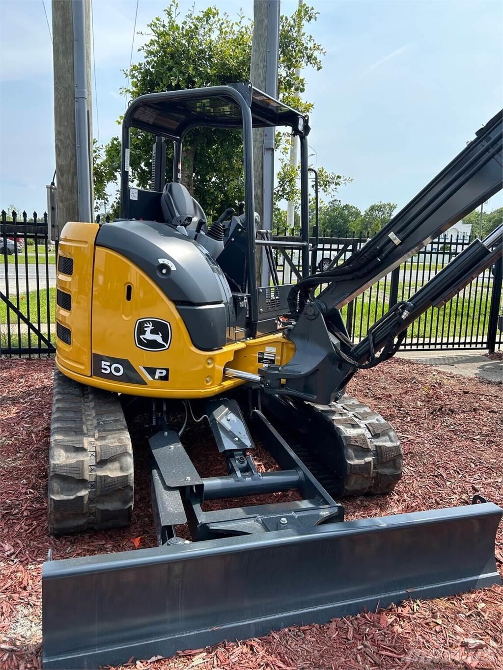 John Deere 50 P Mini kotrók < 7t