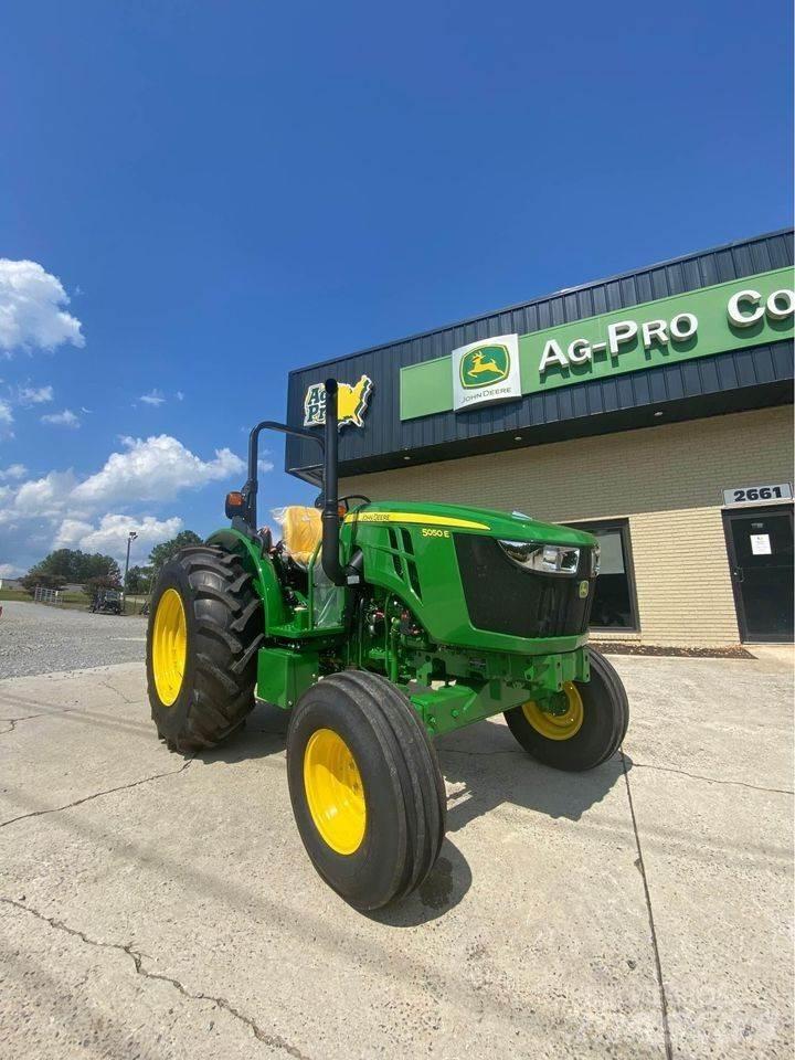 John Deere 5050E Traktorok