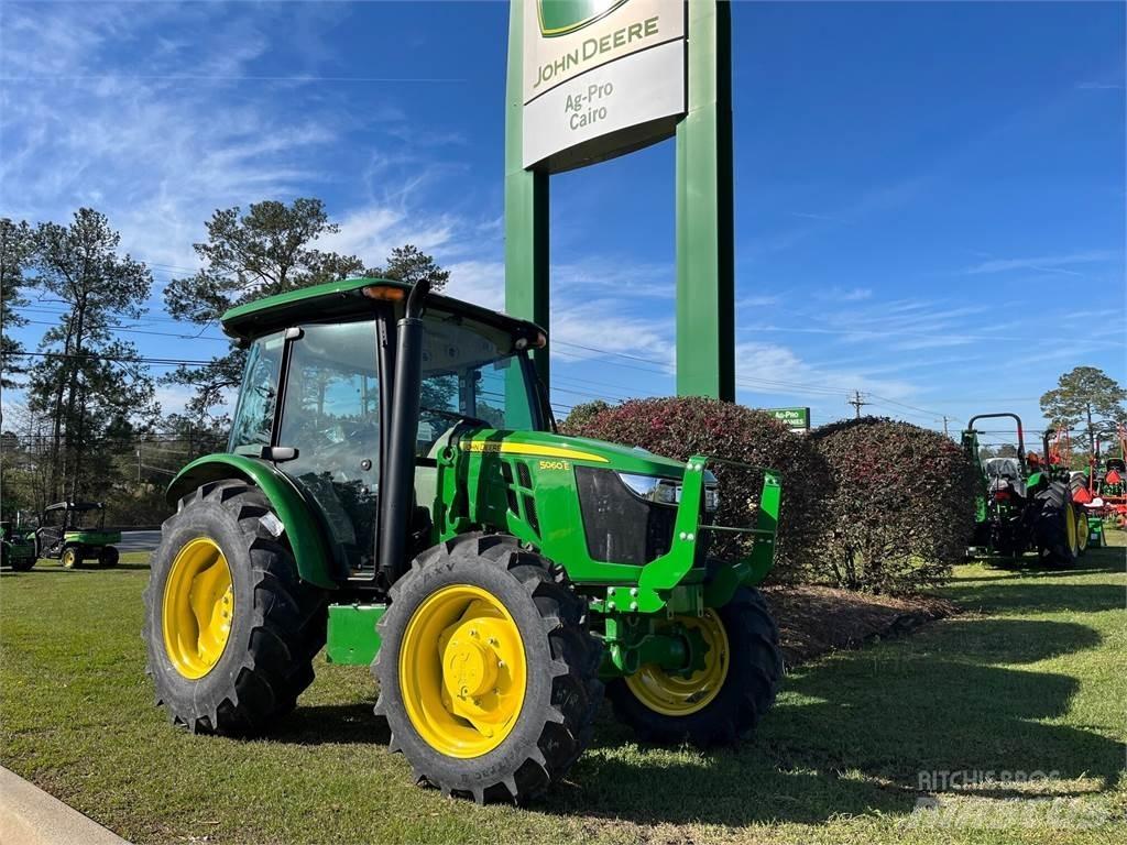 John Deere 5060E Traktorok