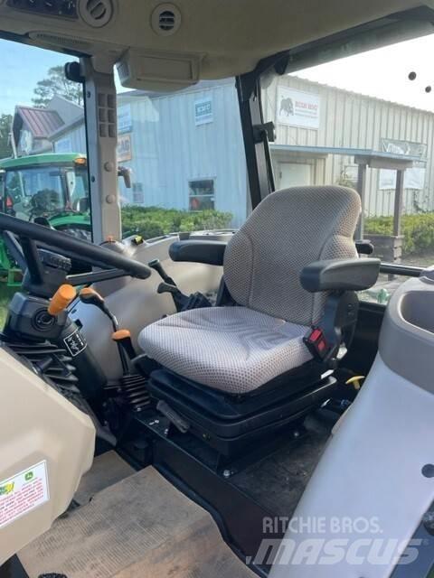 John Deere 5067E Traktorok