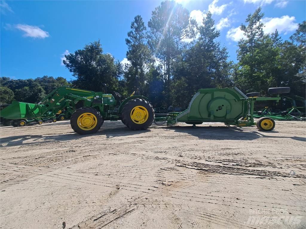 John Deere 5067E Traktorok