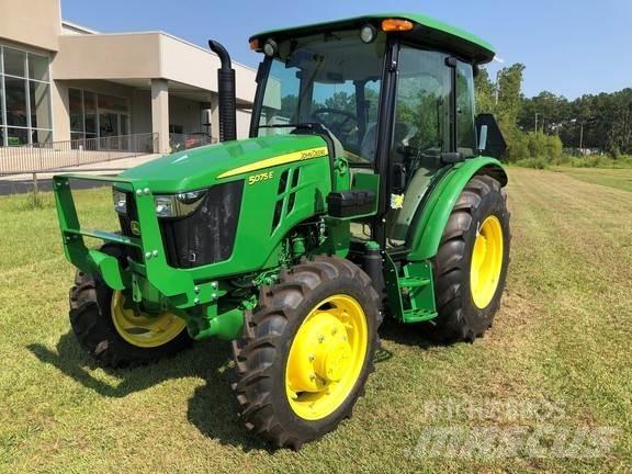 John Deere 5075E Traktorok