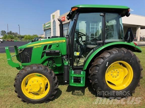 John Deere 5075E Traktorok
