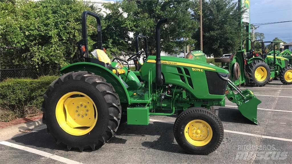 John Deere 5075E Traktorok
