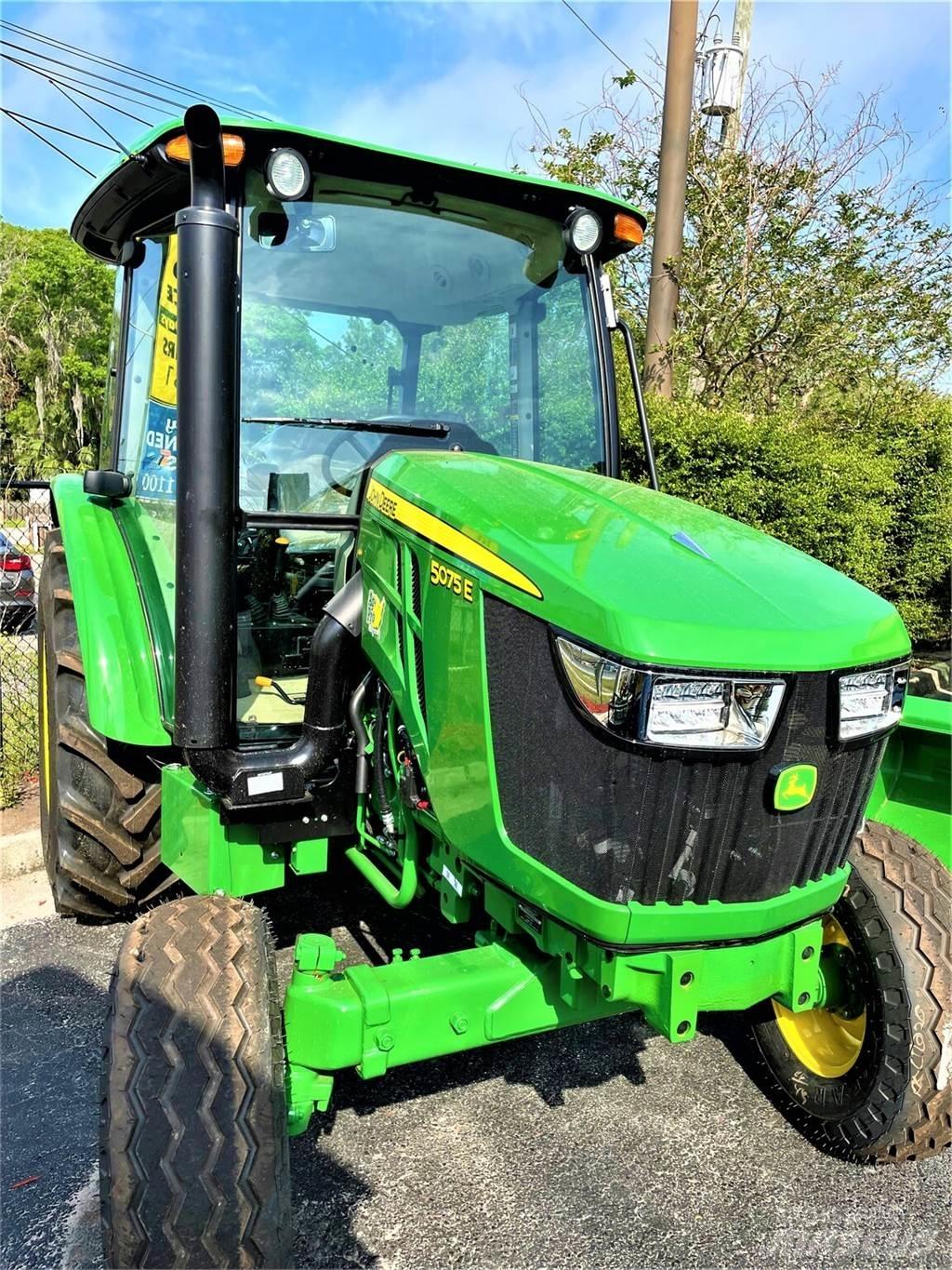 John Deere 5075E Traktorok