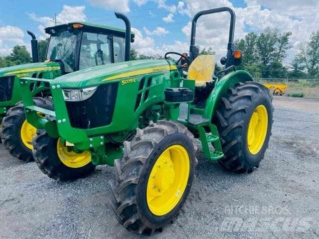 John Deere 5075E Traktorok
