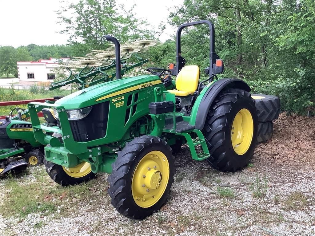 John Deere 5075E Kompakt traktorok