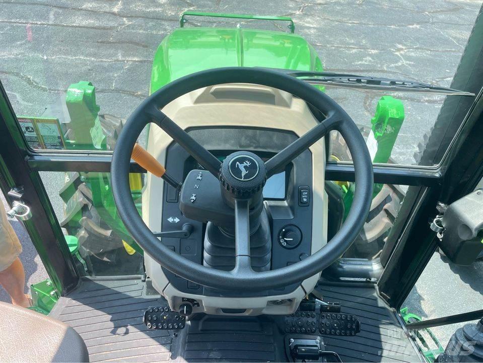 John Deere 5075E Traktorok