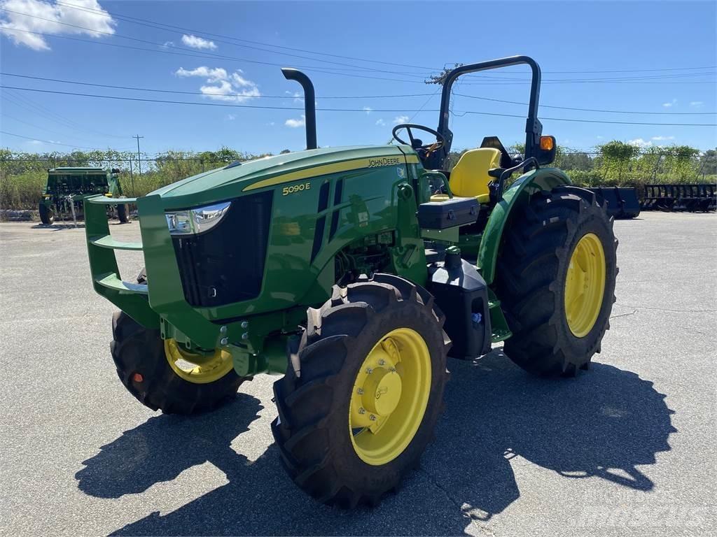 John Deere 5090E Traktorok