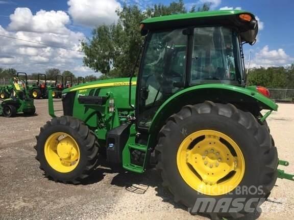 John Deere 5100E Traktorok