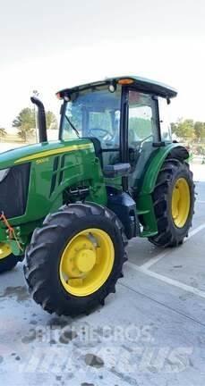 John Deere 5100E Traktorok