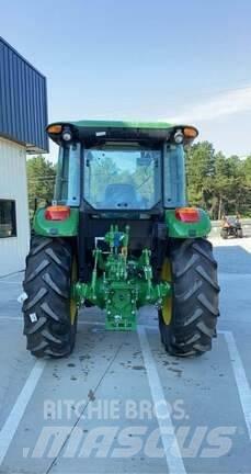 John Deere 5100E Kompakt traktorok