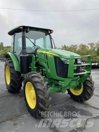 John Deere 5100E Traktorok