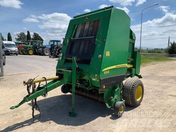 John Deere 592 Körbálázók